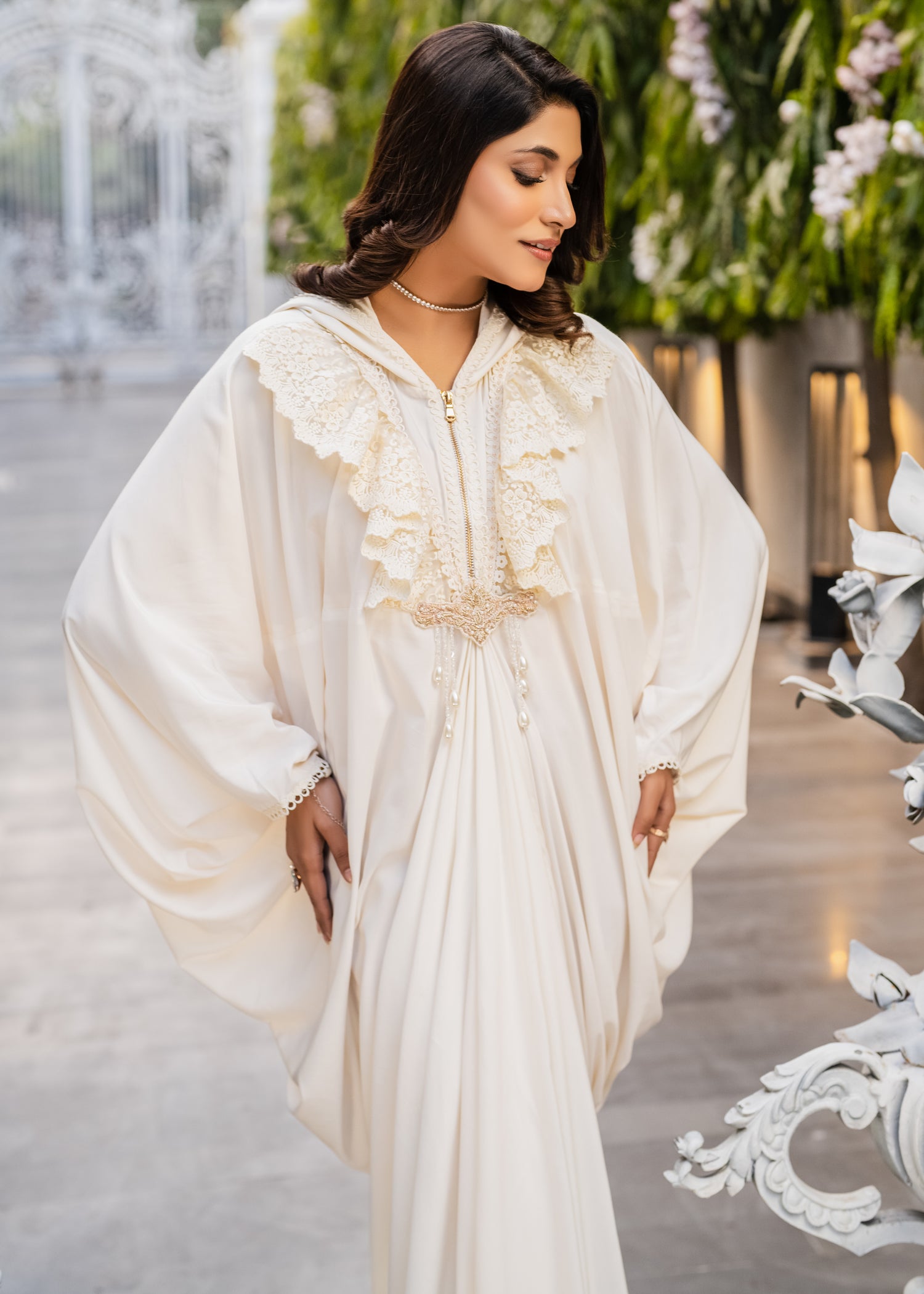IVORY ELEGANCE HOODED CAPE SILKY LAWN BEIGE