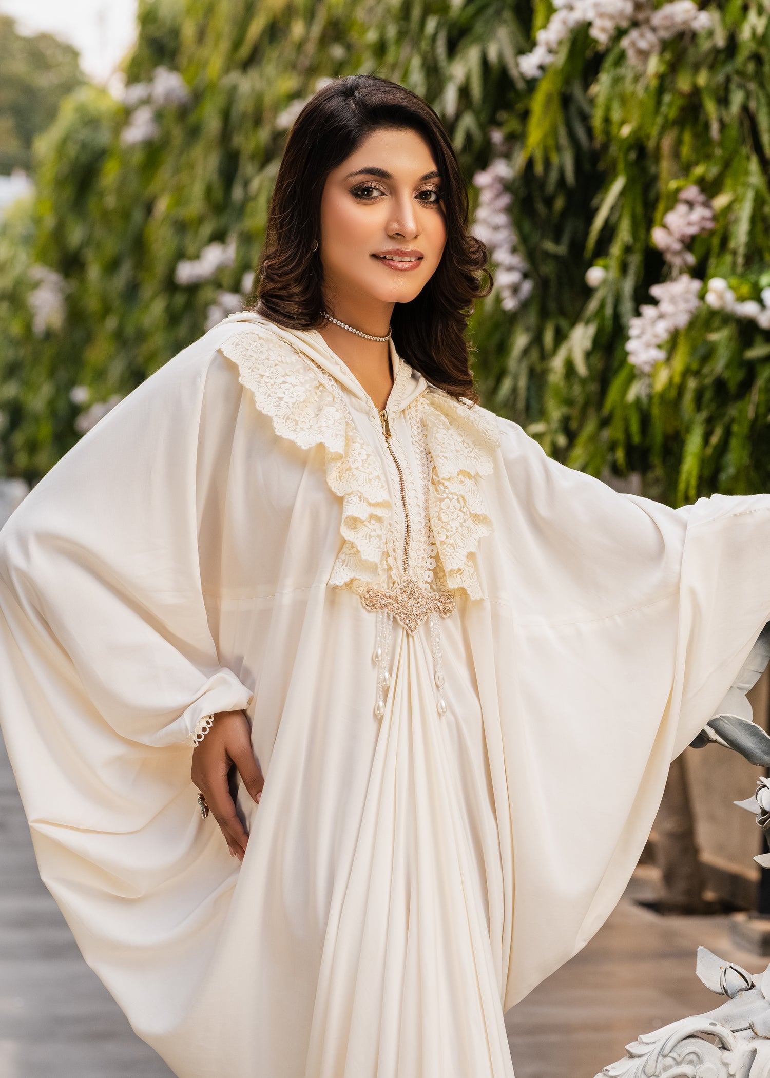 IVORY ELEGANCE HOODED CAPE SILKY LAWN BEIGE