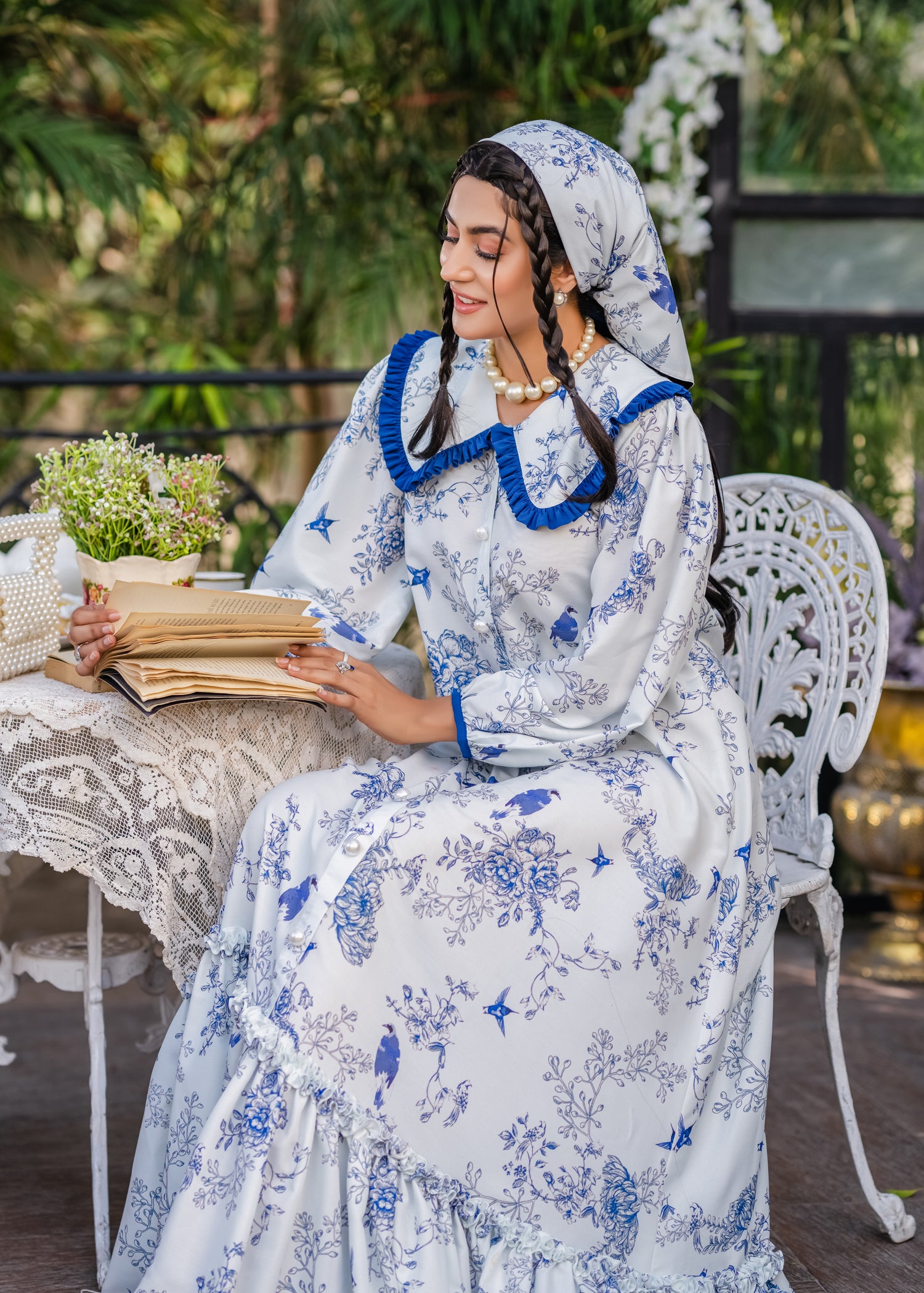 BLUEBIRD BLOSSOM VINTAGE SOFTÉ CAMBRIC DRESS WHITE WITH BLUE PRINT